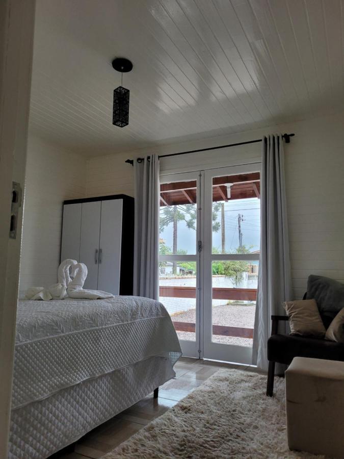 אורוביסי Cottage house מראה חיצוני תמונה